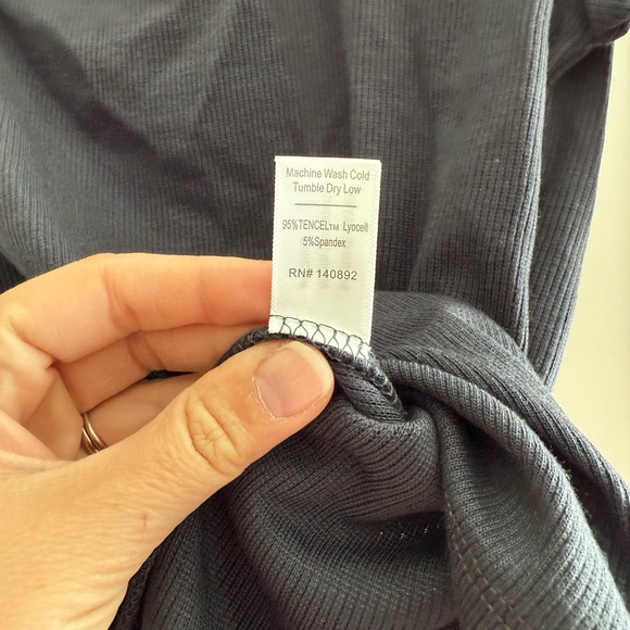 NWT Marine Layer Lexi square neck tee in navy, size L - Picture 5 of 5